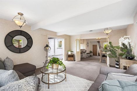 Photo of property in 14 Chatswood Place, Bishopdale, Christchurch, 8051