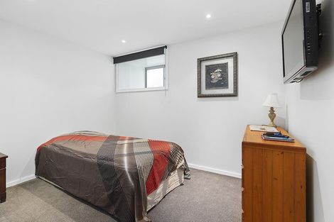 Photo of property in 100 Ellice Street, Mount Victoria, Wellington, 6011