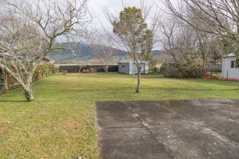 Photo of property in 35 Tongariro Road, Turangi, 3334