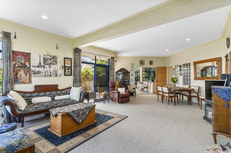 Photo of property in 40 Mccahill Views, Botany Downs, Auckland, 2010