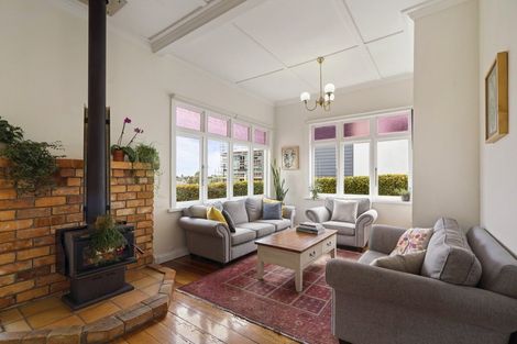 Photo of property in 173 Lake Road, Belmont, Auckland, 0622