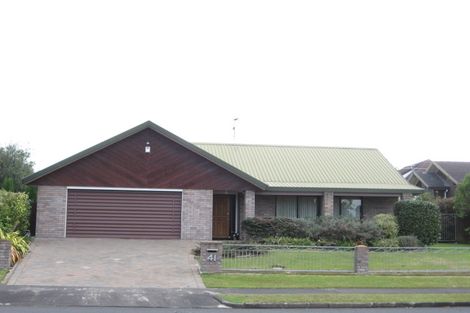 Photo of property in 41 Carnoustie Drive, Wattle Downs, Auckland, 2103