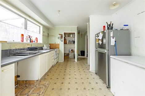 Photo of property in 3 Pushon Place, Clendon Park, Auckland, 2103