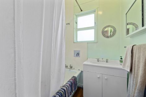 Photo of property in 28 Waipapa Road, Turangi, 3334