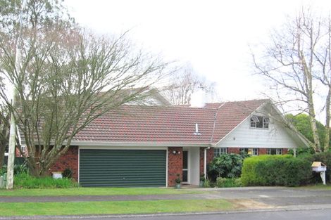 Photo of property in 2 Cattanach Street, St Andrews, Hamilton, 3200