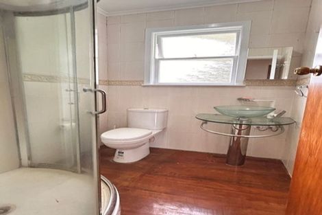 Photo of property in 21 Shanaway Rise, Hillcrest, Auckland, 0627