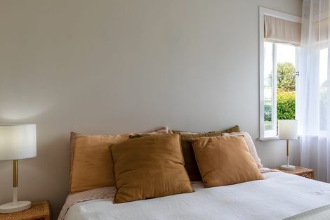 Photo of property in 79 Farquhar Road, Glendene, Auckland, 0602