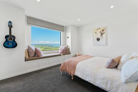 Photo of property in 155 Whakaroa Road, Kinloch, Taupo, 3385