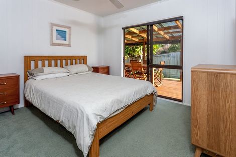 Photo of property in 12a Whiritoa Beach Road, Whiritoa, Whangamata, 3691