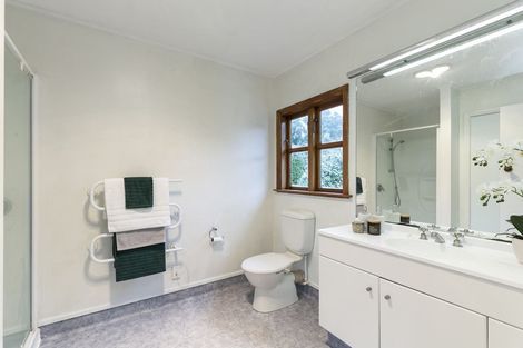 Photo of property in 49 Nottingham Street, Karori, Wellington, 6012