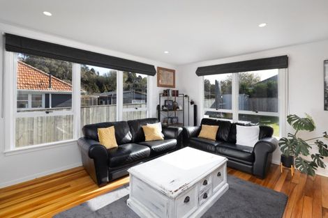 Photo of property in 88 Huatoki Street, Vogeltown, New Plymouth, 4310