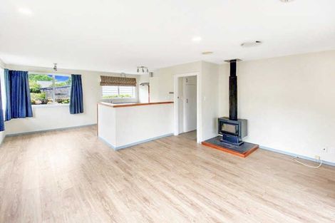 Photo of property in 3 Mckenzie Place, Waikuku Beach, 7402