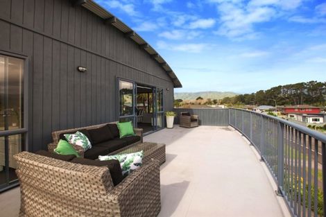 Photo of property in 141 Weggery Drive, Waikanae Beach, Waikanae, 5036