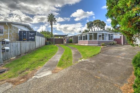 Photo of property in 10 Sealand Place, Mangere Bridge, Auckland, 2022