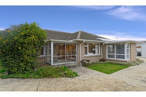 Photo of property in 21 Kinnaird Place, Hillmorton, Christchurch, 8025