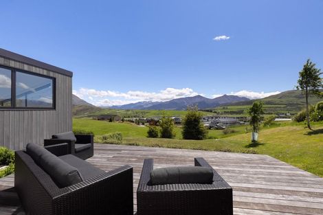 Photo of property in 52 Jacks Point Rise, Jacks Point, Queenstown, 9371