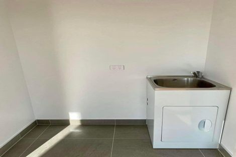 Photo of property in 30 Albatross Road, Red Beach, 0932