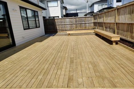 Photo of property in 17 Pinefield Road, Whenuapai, Auckland, 0618