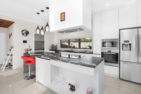 Photo of property in 28 Mareretu Avenue, Patumahoe, Pukekohe, 2679