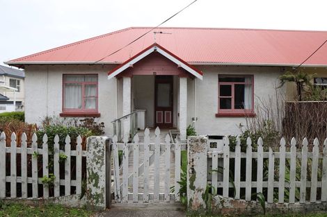 Photo of property in 42 Monorgan Road, Strathmore Park, Wellington, 6022