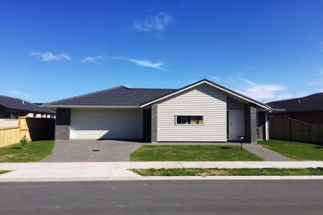 Photo of property in 15 Kuru Place, Papamoa, 3118