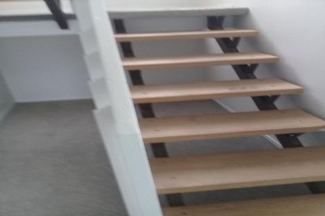 Photo of property in 3/4 Coronation Road, Glenfield, Auckland, 0627