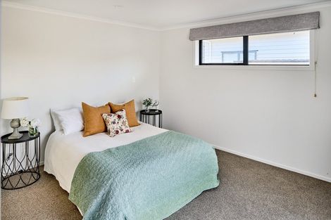 Photo of property in 48 Schooner Drive, Whitby, Porirua, 5024