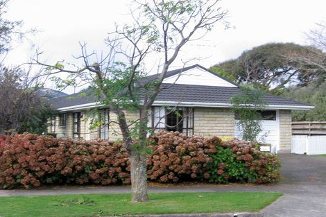 Photo of property in 6a Charnwood Grove, Waikanae, 5036
