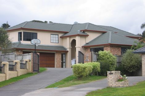 Photo of property in 36 Delmont Close, East Tamaki Heights, Auckland, 2016