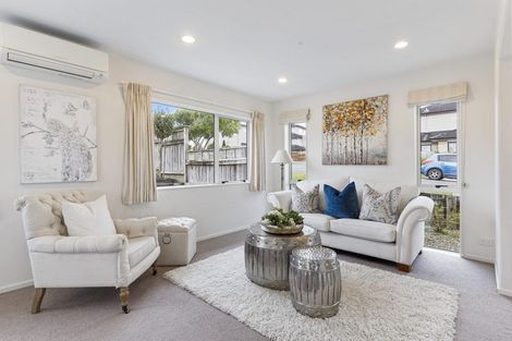 Photo of property in 31 Amaretto Avenue, Flat Bush, Auckland, 2019