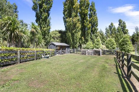 Photo of property in 38 Kingsdale Park Drive, Aokautere, Palmerston North, 4471
