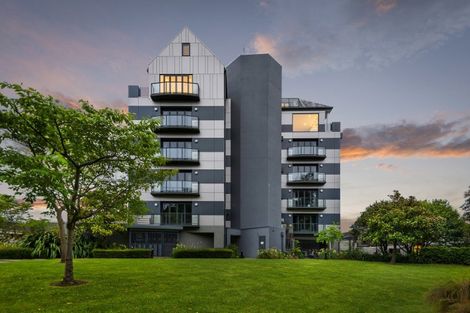 Photo of property in 50i Carlton Mill Road, Merivale, Christchurch, 8014