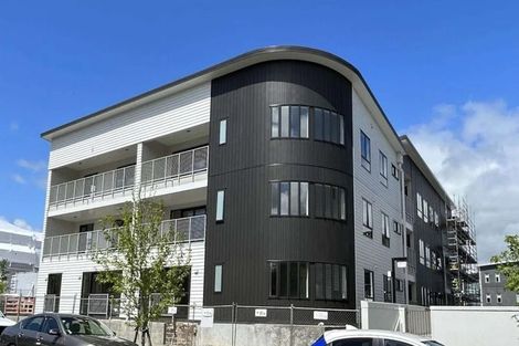 Photo of property in 13a/132 Stancombe Road, Flat Bush, Auckland, 2016