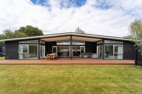 Photo of property in 15 Esther Street, Martinborough, 5711