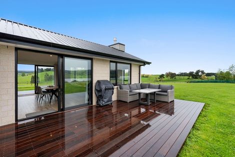 Photo of property in 116 Baker Road, Clarendon, Outram, 9073