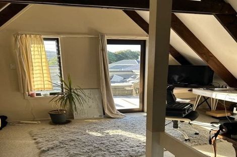 Photo of property in 8 Wallis Street, Raglan, 3225