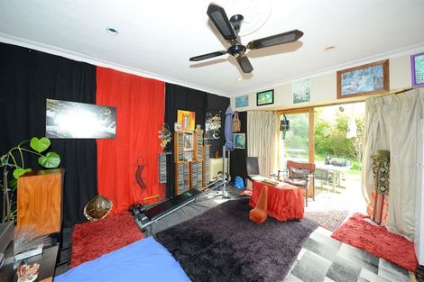 Photo of property in 82 Avonhead Road, Avonhead, Christchurch, 8042