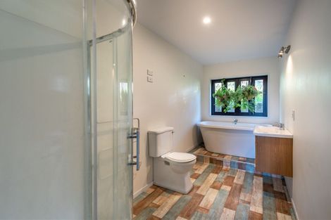 Photo of property in 2 Ticehurst Terrace, Lyttelton, 8082