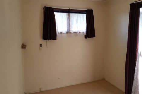 Photo of property in 212 Forrest Hill Road, Forrest Hill, Auckland, 0620
