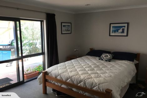 Photo of property in 11 Marion Street, Macandrew Bay, Dunedin, 9014