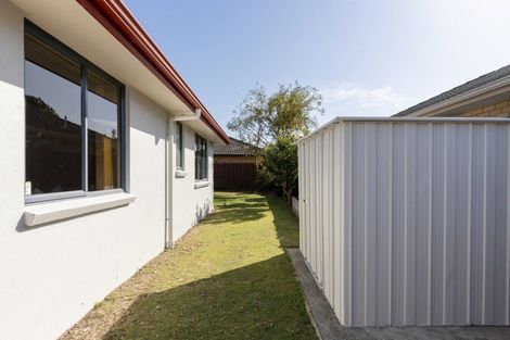 Photo of property in 25 Beachmere Place, Papamoa Beach, Papamoa, 3118