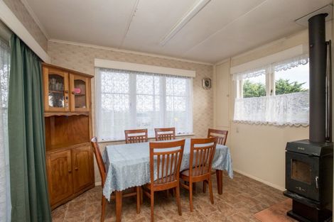 Photo of property in 90 Pipiroa Road, Ngatea, 3503