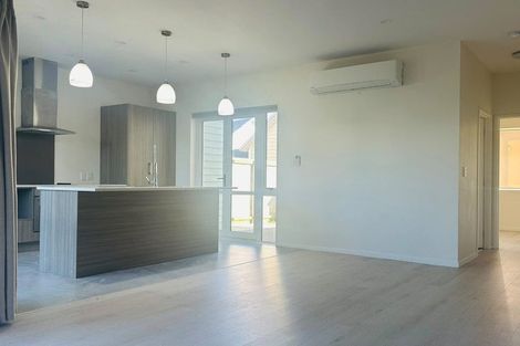 Photo of property in 10 Bellbird Street, Papakura, 2110