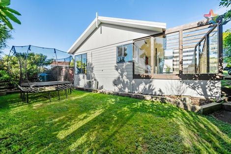 Photo of property in 21 Jasmine Grove, Maungaraki, Lower Hutt, 5010