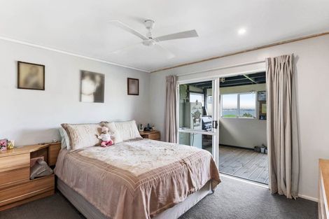 Photo of property in 96 Westhead Road, Pollok, Waiuku, 2683