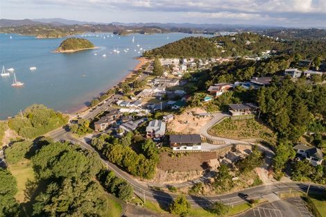 Photo of property in 14e School Road, Paihia, 0200
