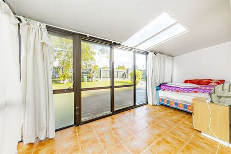 Photo of property in 1/18 Ashlynne Avenue, Papatoetoe, Auckland, 2025