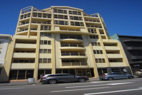 Photo of property in 4b/5 Kent Terrace, Mount Victoria, Wellington, 6011