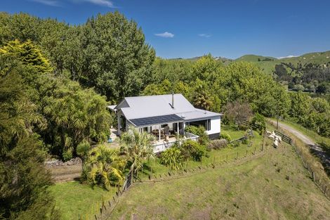 Photo of property in 122 Waipunga Road, Eskdale, Napier, 4181