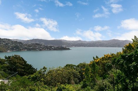 Photo of property in 8 Countess Close, Maupuia, Wellington, 6022